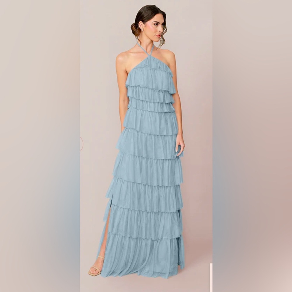 Revelry Carrie Tulle bridesmaid / formal Dress size 4 in sky blue